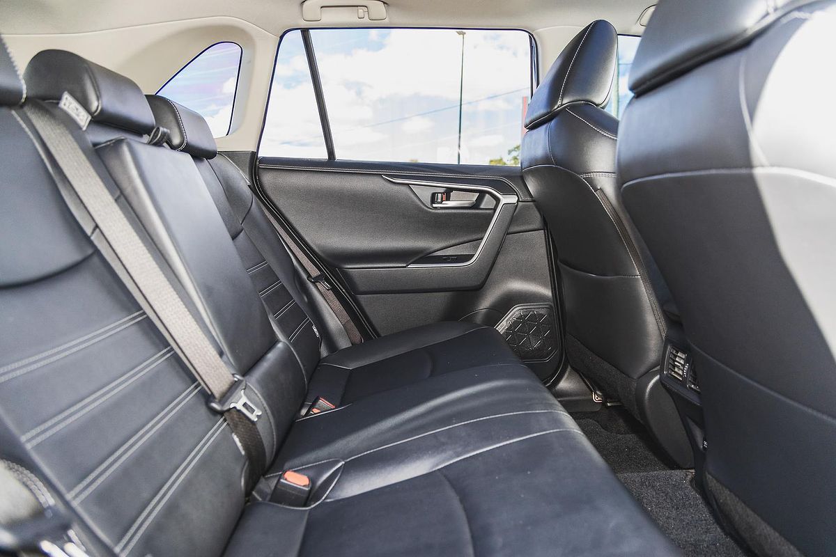 2021 Toyota RAV4 Cruiser AXAH54R