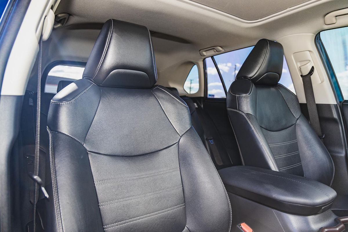 2021 Toyota RAV4 Cruiser AXAH54R