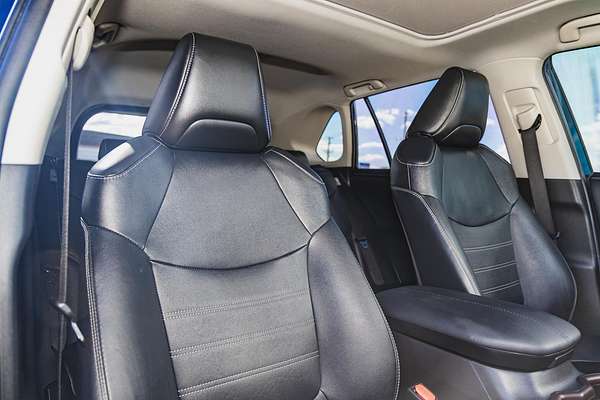 2021 Toyota RAV4 Cruiser AXAH54R