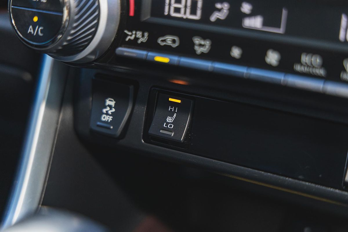 2021 Toyota RAV4 Cruiser AXAH54R