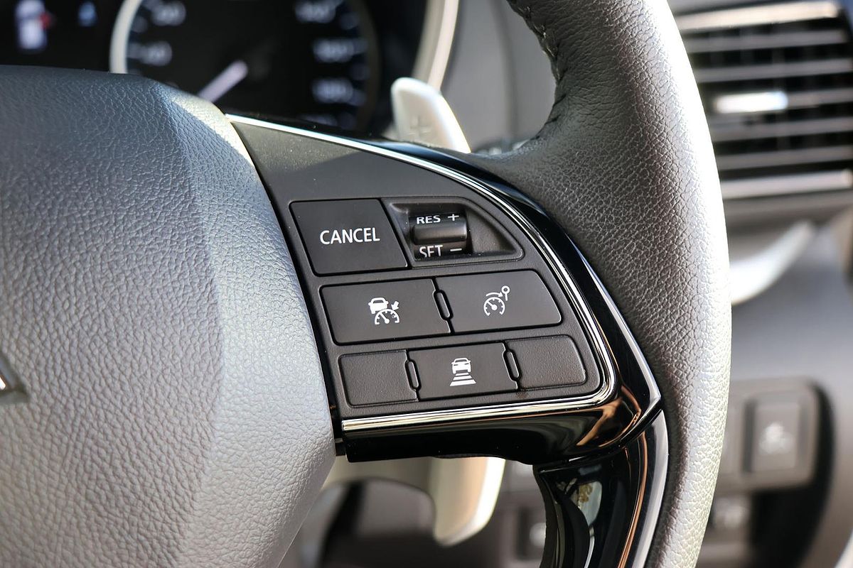 2023 Mitsubishi Eclipse Cross PHEV Exceed YB