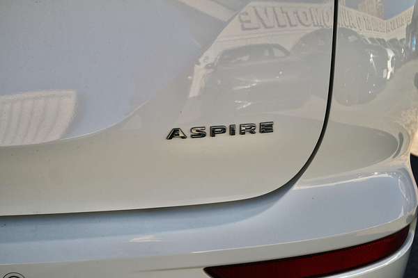 2022 Mitsubishi Outlander Aspire ZM