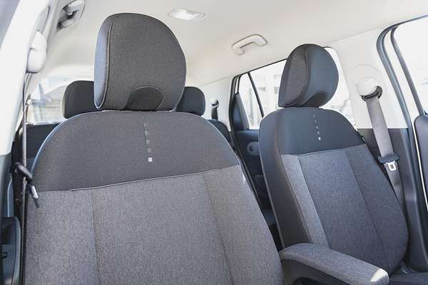 2025 Hyundai INSTER Cross AX.V1