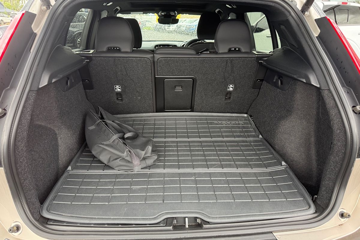 2023 Volvo XC40 Recharge Twin Pure Electric