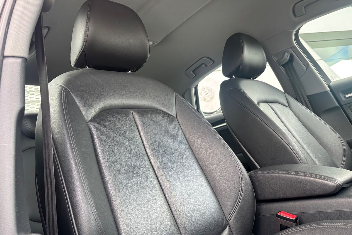 2019 Audi A3 35 TFSI S line plus 8V
