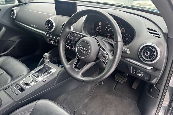 2019 Audi A3 35 TFSI S line plus 8V