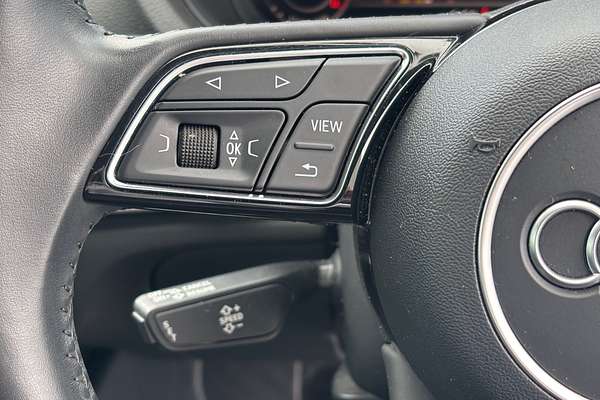 2019 Audi A3 35 TFSI S line plus 8V