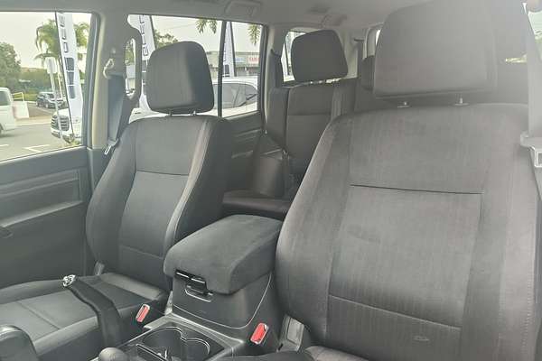 2017 Mitsubishi Pajero GLX NX