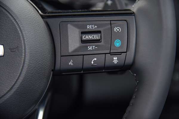 2024 Nissan Pathfinder ST-L R53