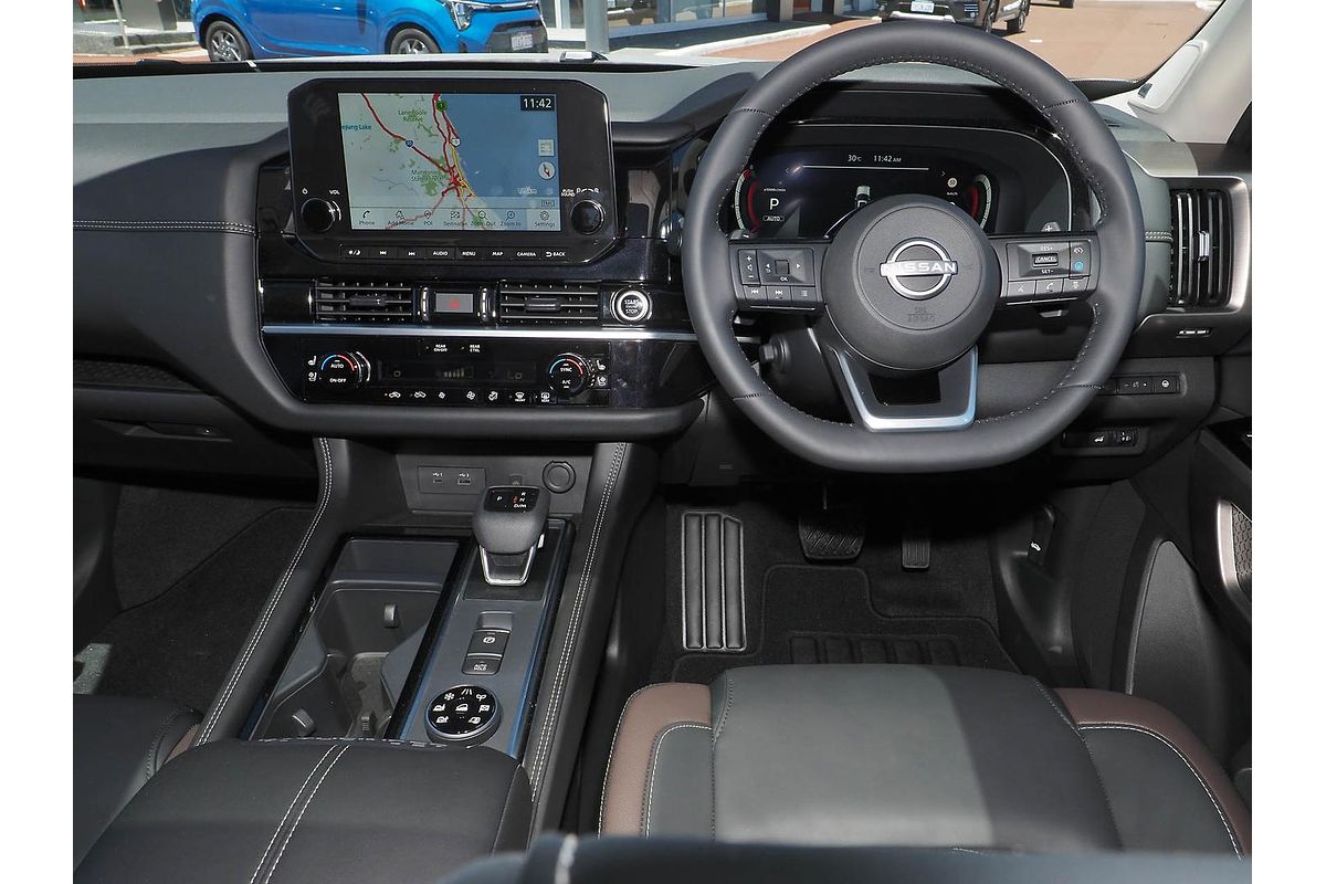 2023 Nissan Pathfinder Ti-L R53