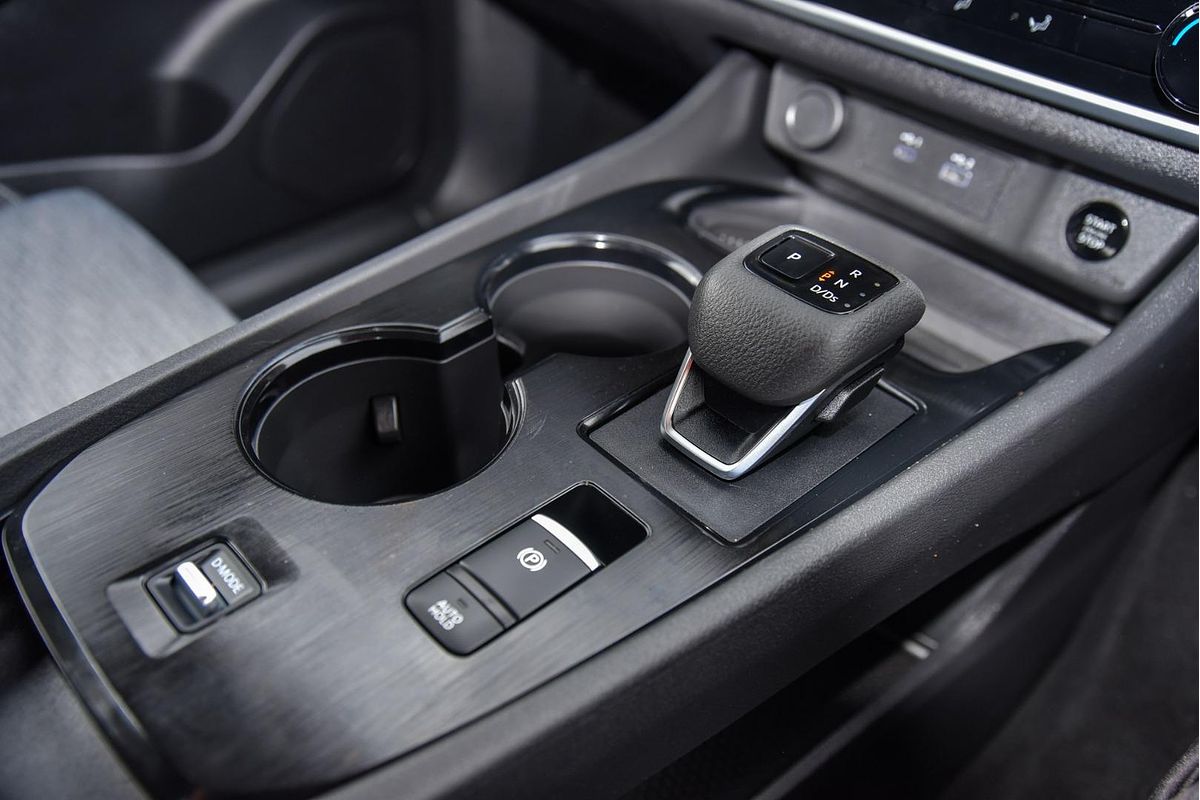2024 Nissan X-TRAIL ST T33
