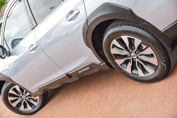 2025 Subaru Outback AWD Touring XT 6GEN