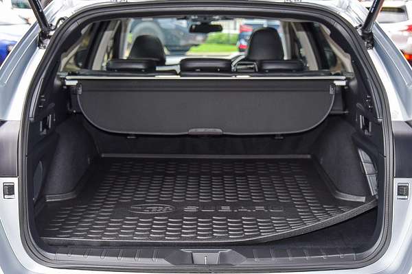 2025 Subaru Outback AWD Touring XT 6GEN