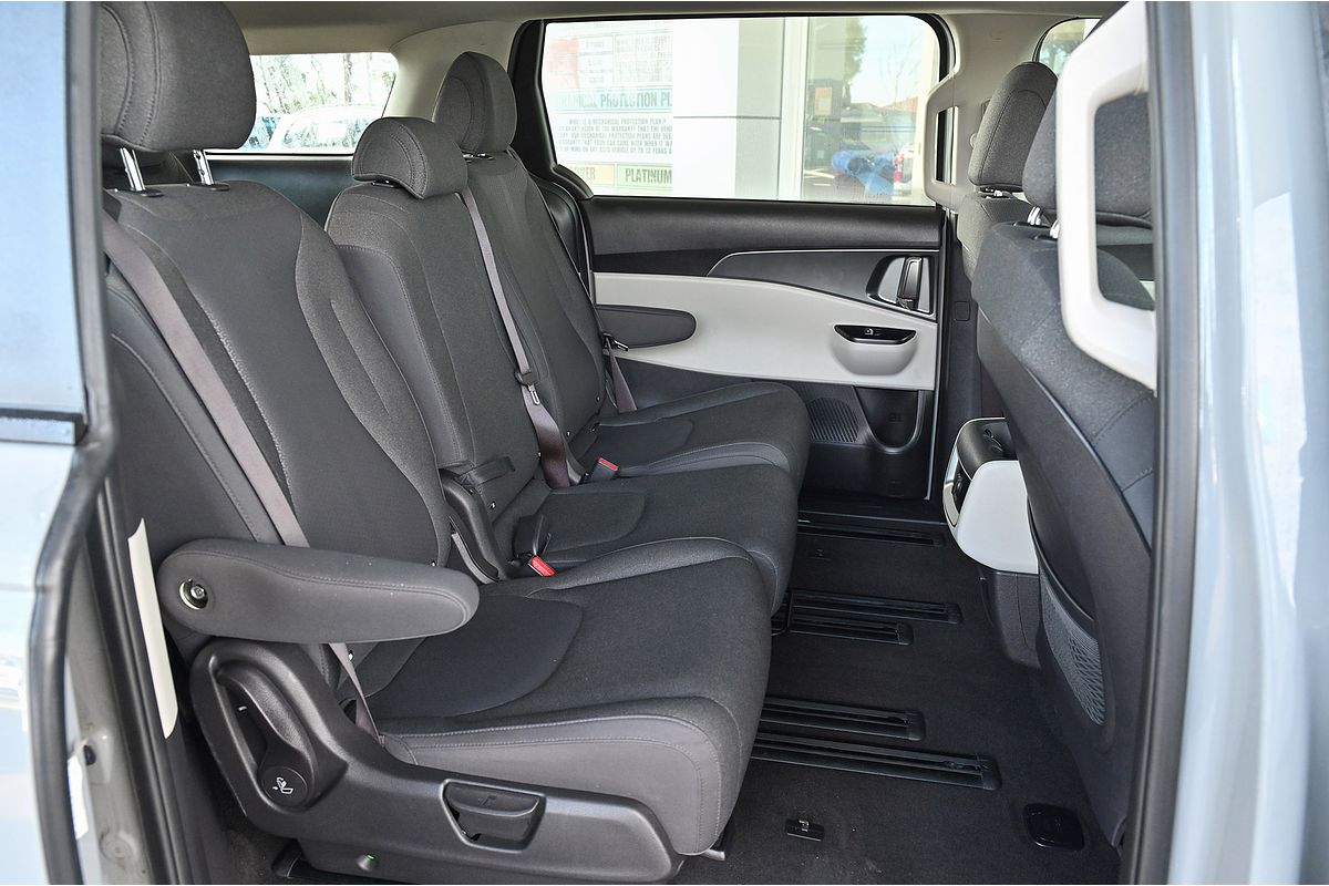 2023 Kia Carnival S KA4