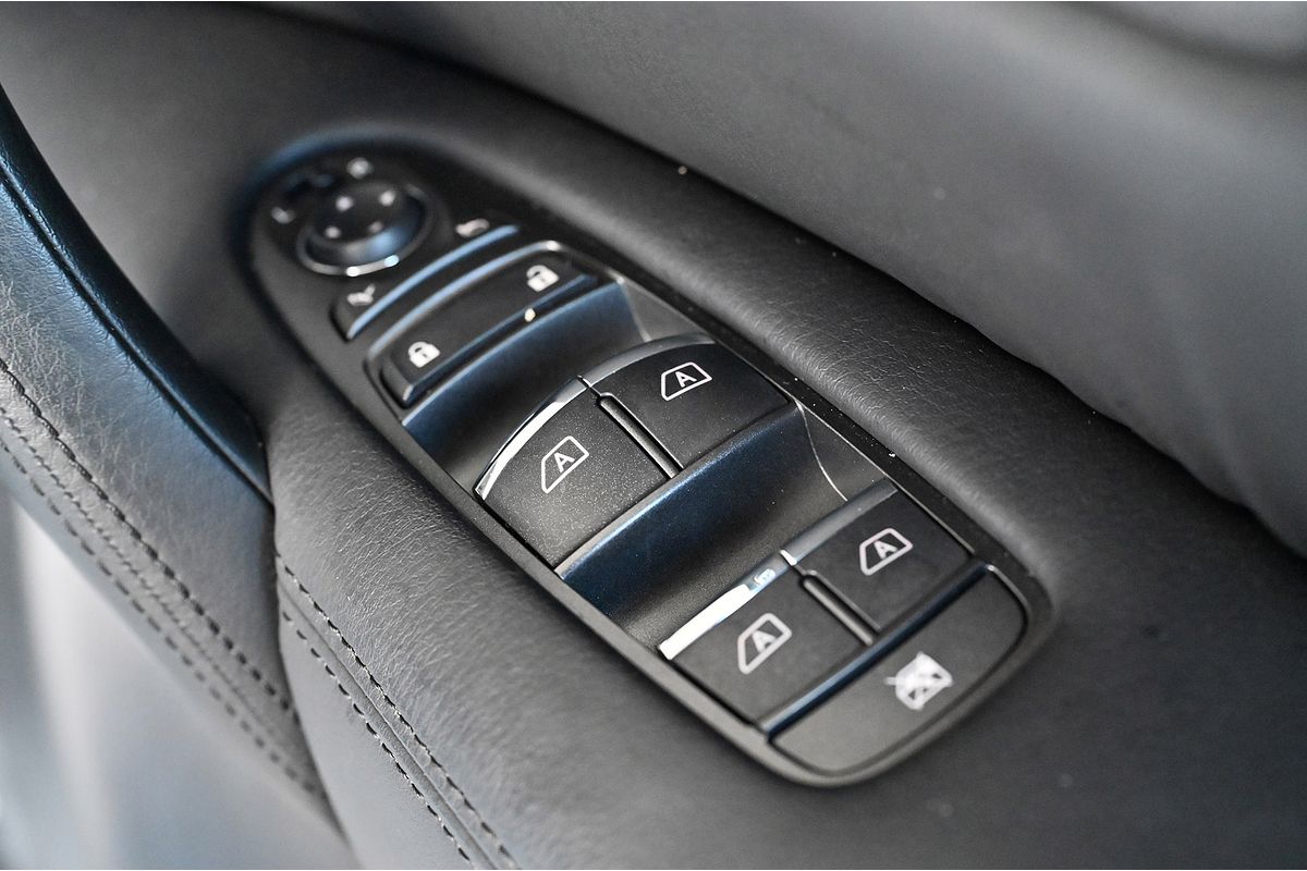 2023 Nissan Patrol Ti-L Y62