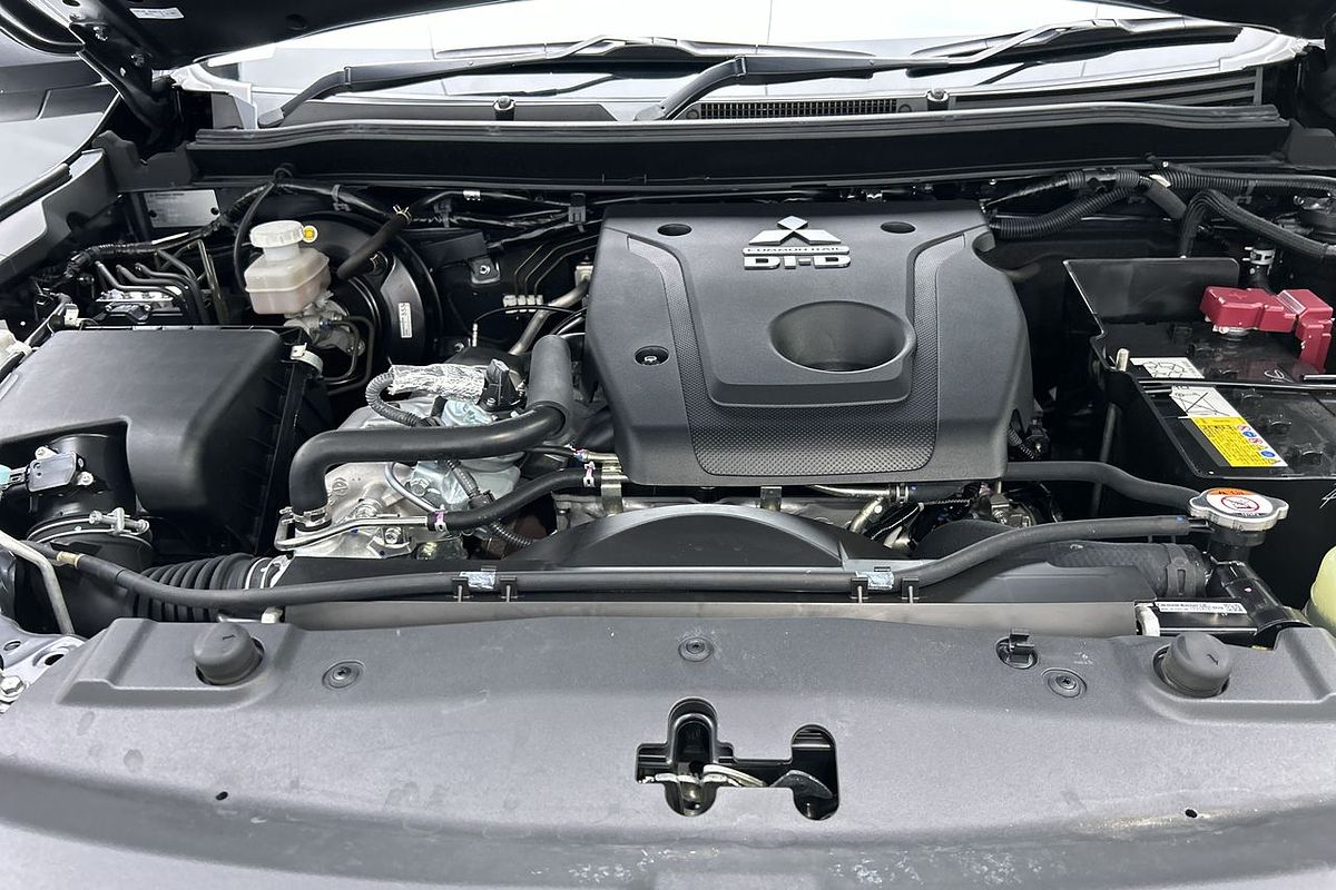 2022 Mitsubishi Triton GLX-R MR Rear Wheel Drive