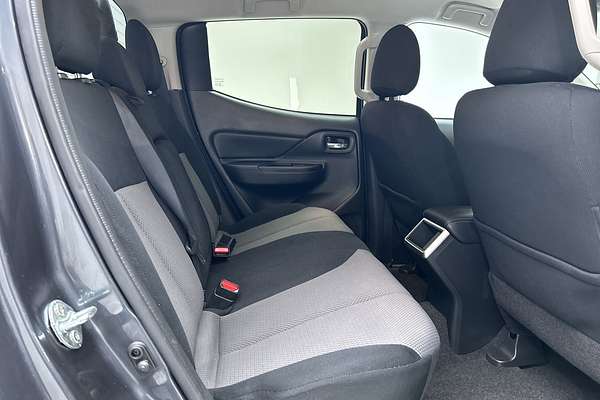 2022 Mitsubishi Triton GLX-R MR Rear Wheel Drive