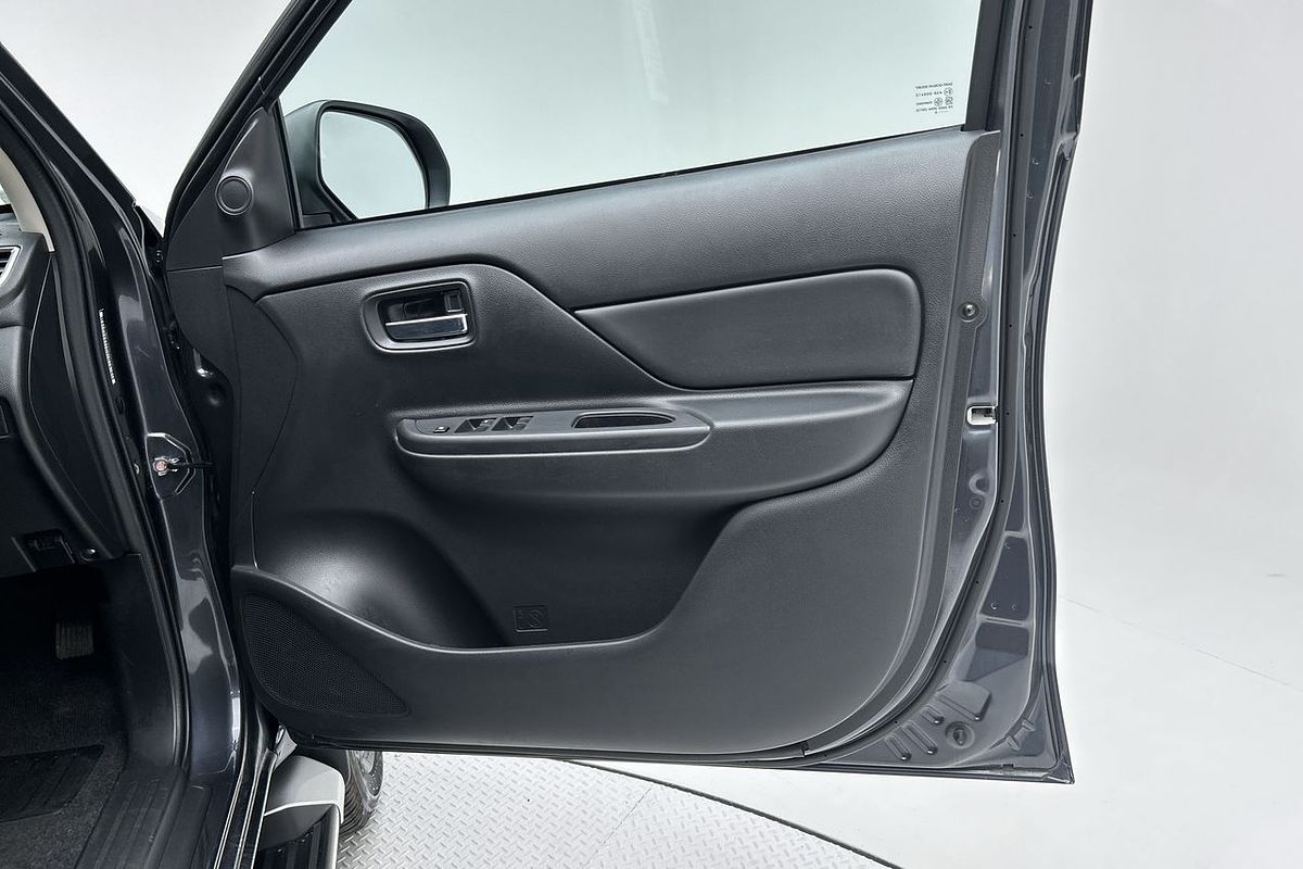 2022 Mitsubishi Triton GLX-R MR Rear Wheel Drive