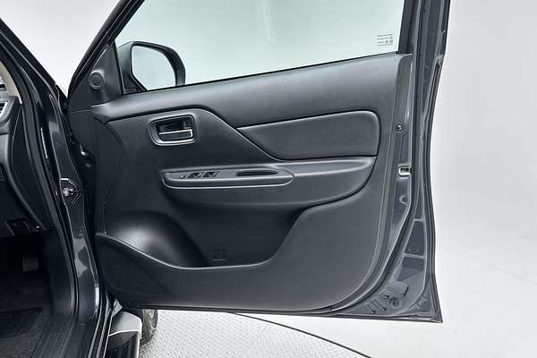2022 Mitsubishi Triton GLX-R MR Rear Wheel Drive