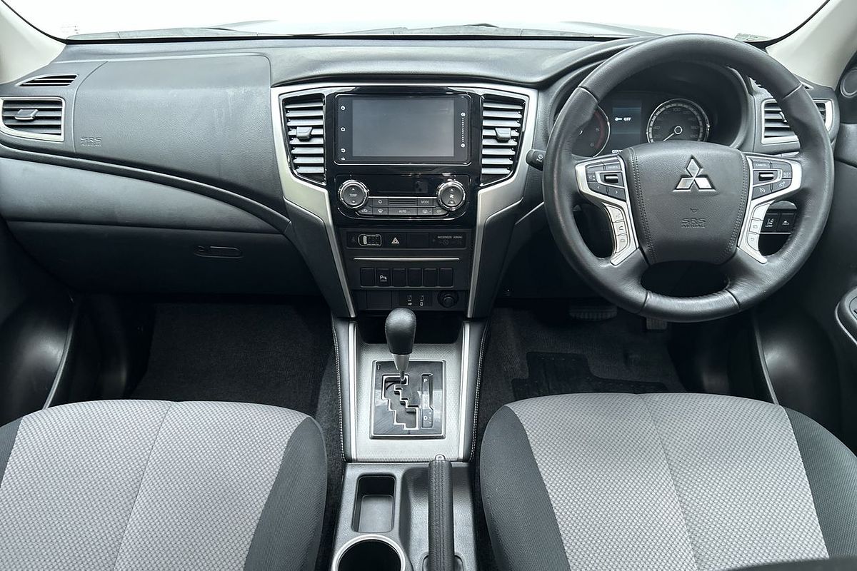 2022 Mitsubishi Triton GLX-R MR Rear Wheel Drive