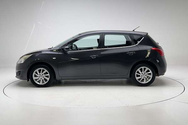 2014 Nissan Pulsar ST C12