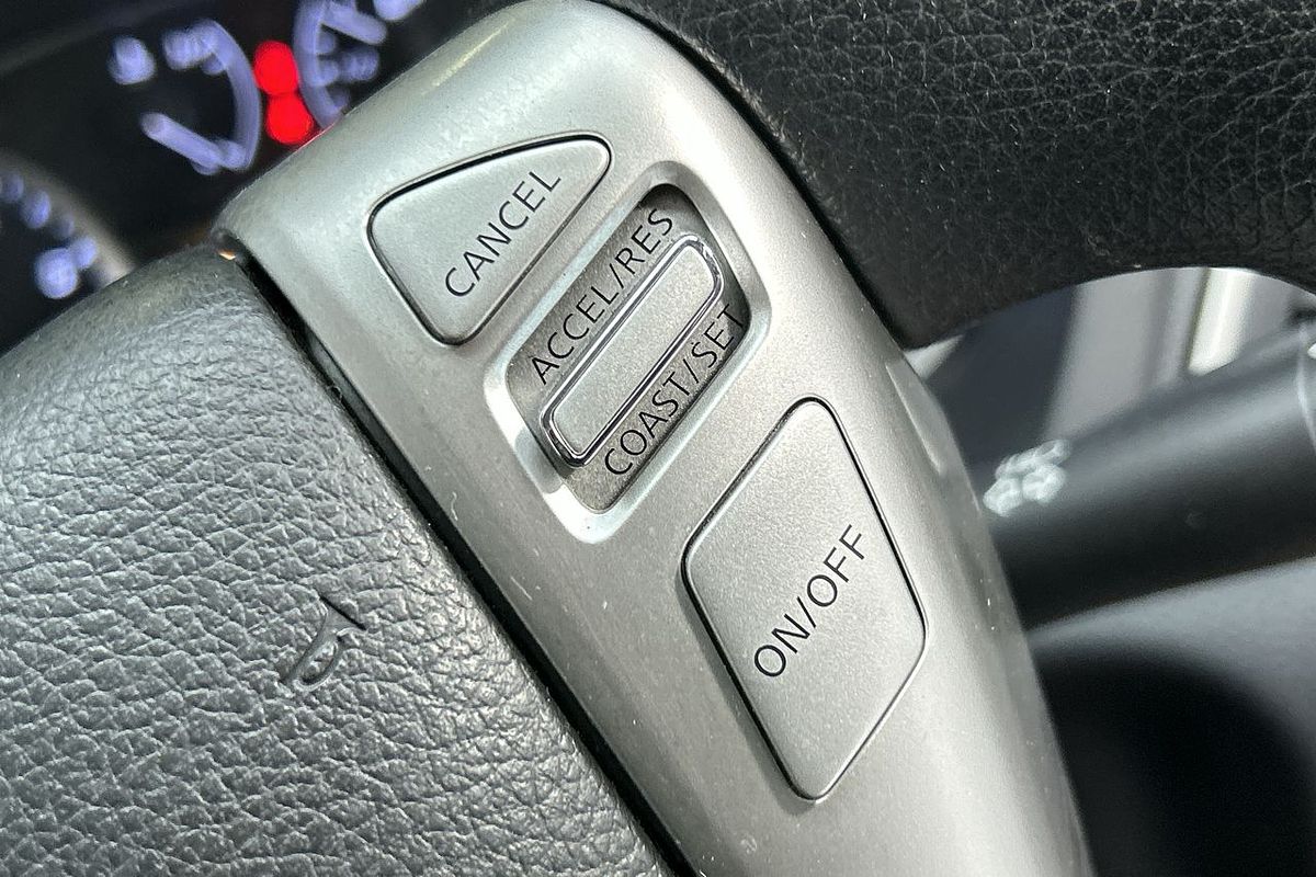 2014 Nissan Pulsar ST C12