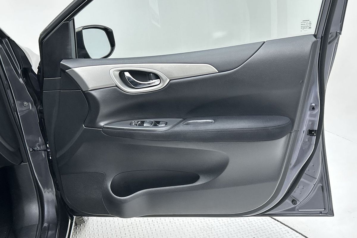 2014 Nissan Pulsar ST C12