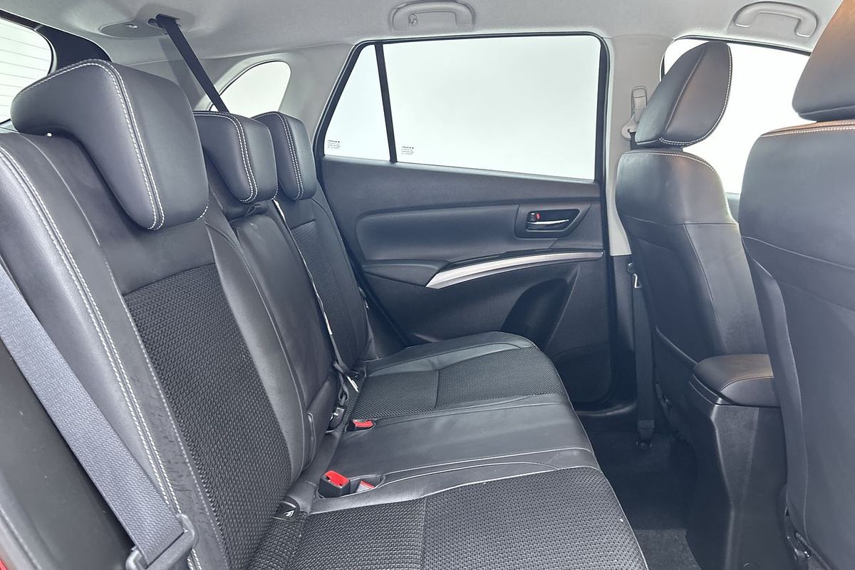 2023 Suzuki S-Cross GLX JYB