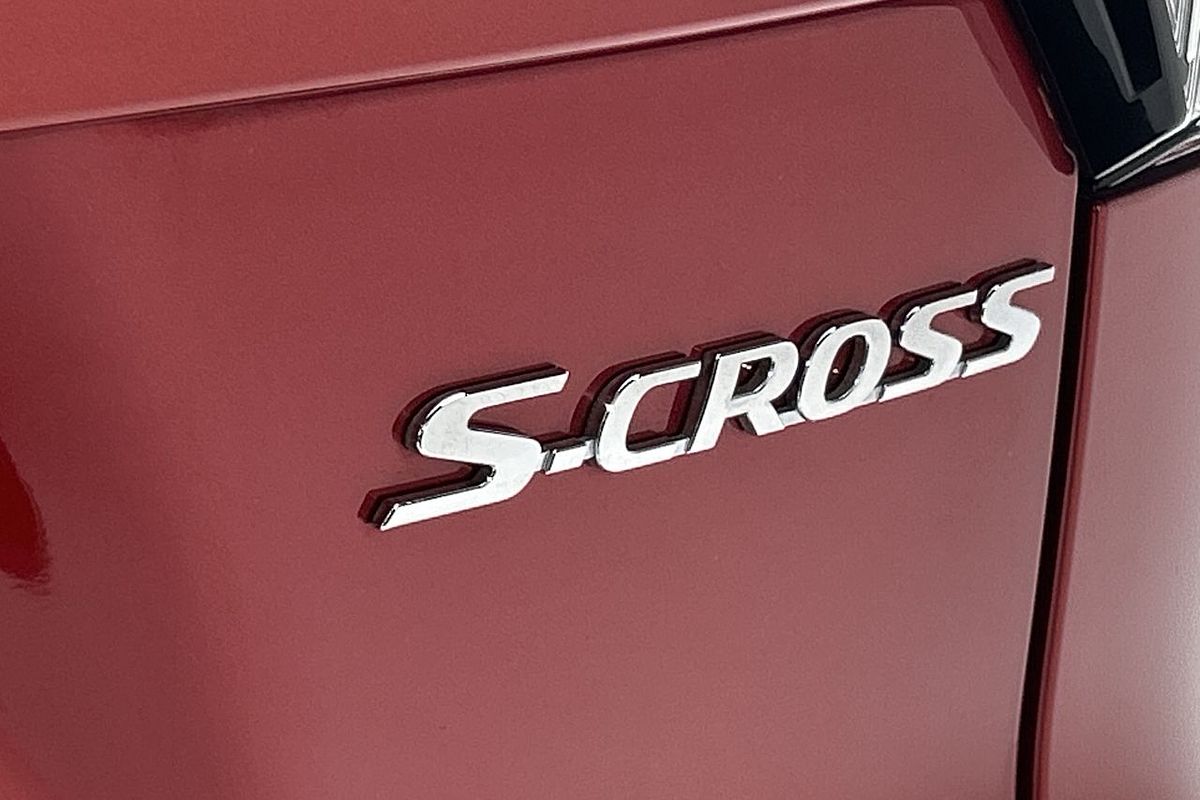 2023 Suzuki S-Cross GLX JYB