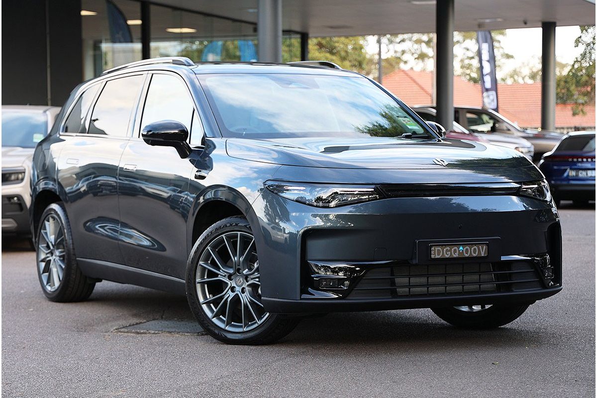 2025 Leapmotor C10 Design B11