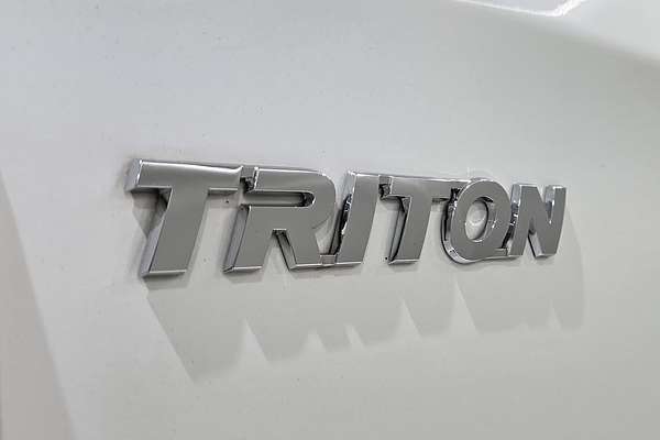 2022 Mitsubishi Triton GLS MR 4X4