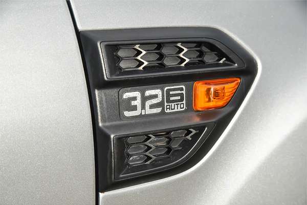 2016 Ford Everest Ambiente UA 3.2L