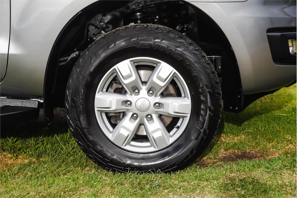 2016 Ford Everest Ambiente UA 3.2L