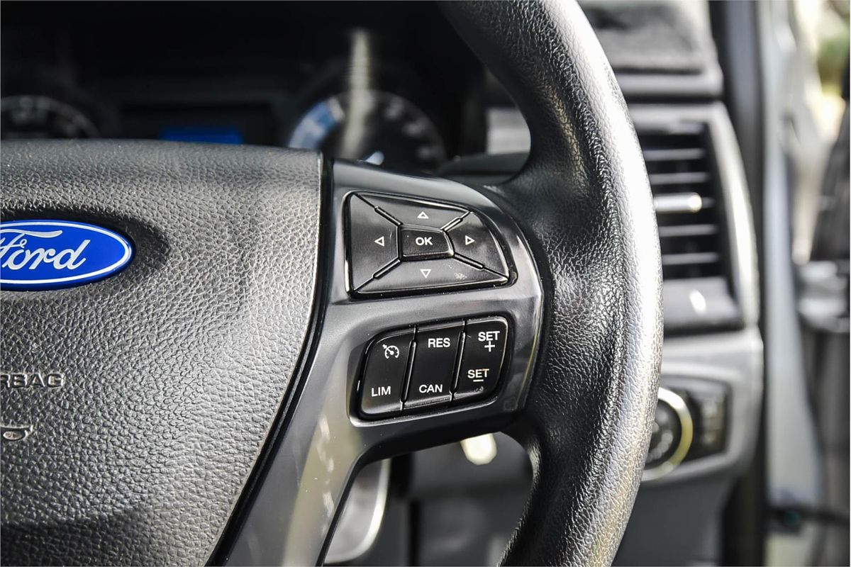 2016 Ford Everest Ambiente UA 3.2L