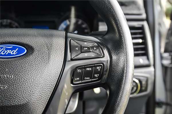 2016 Ford Everest Ambiente UA 3.2L