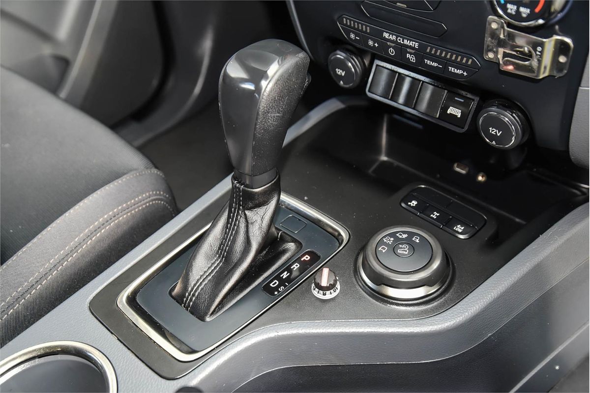 2016 Ford Everest Ambiente UA 3.2L