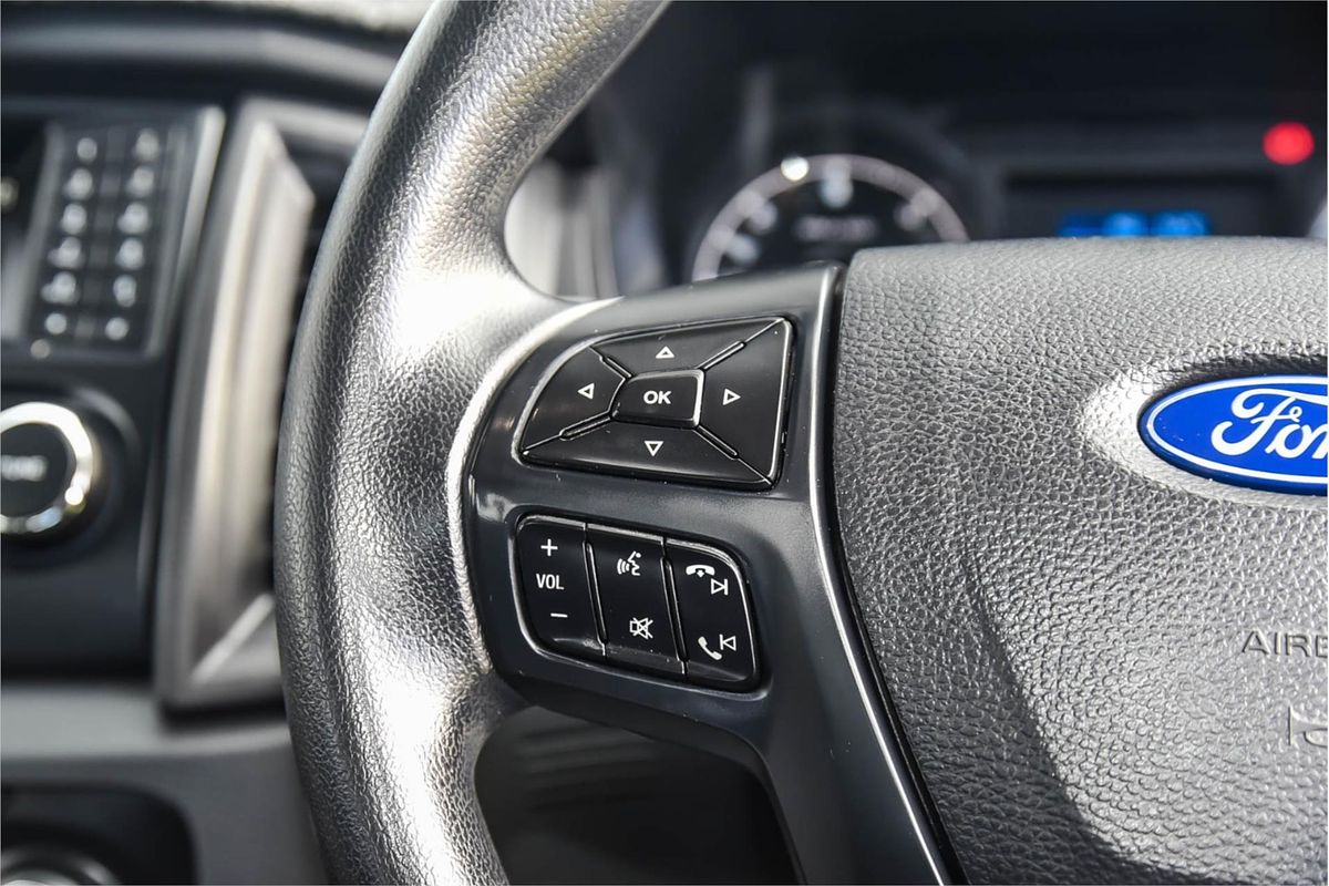 2016 Ford Everest Ambiente UA 3.2L