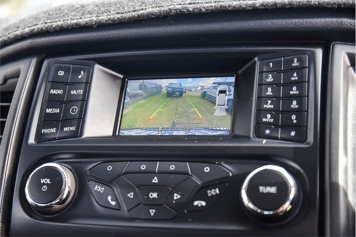 2016 Ford Everest Ambiente UA 3.2L