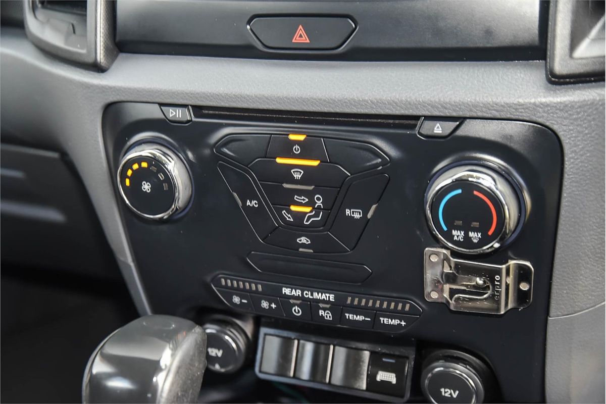 2016 Ford Everest Ambiente UA 3.2L