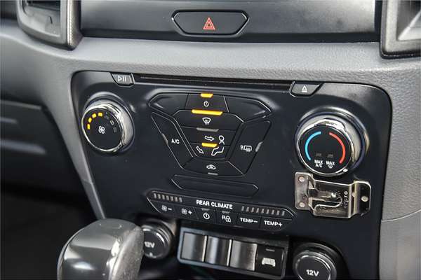 2016 Ford Everest Ambiente UA 3.2L