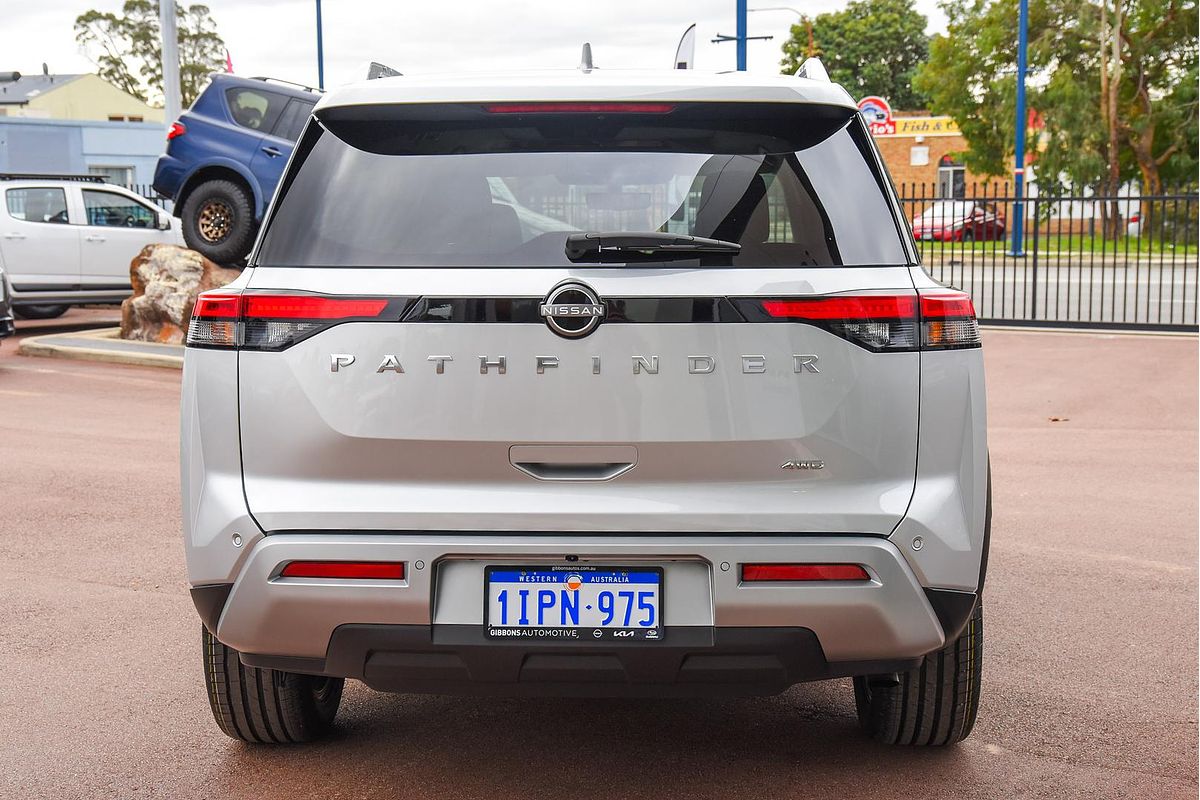 2023 Nissan Pathfinder Ti-L R53