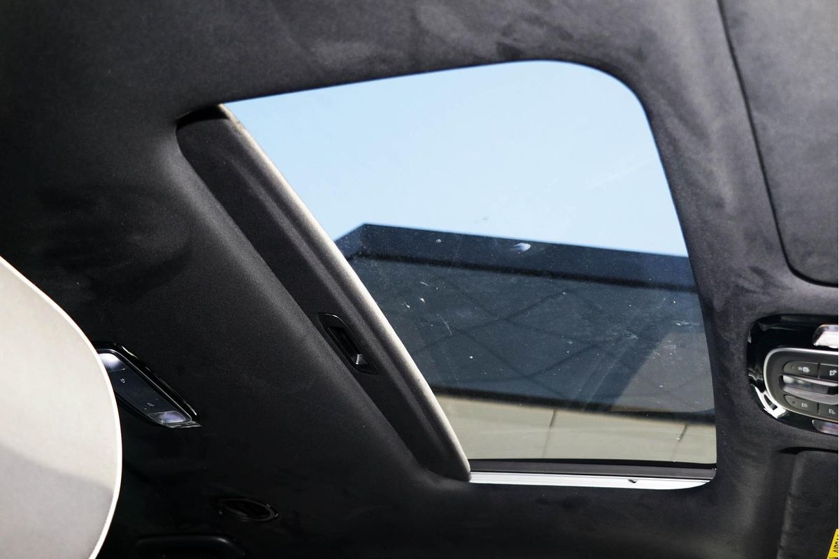 2025 Hyundai Palisade Calligraphy Black Ink LX2.V5
