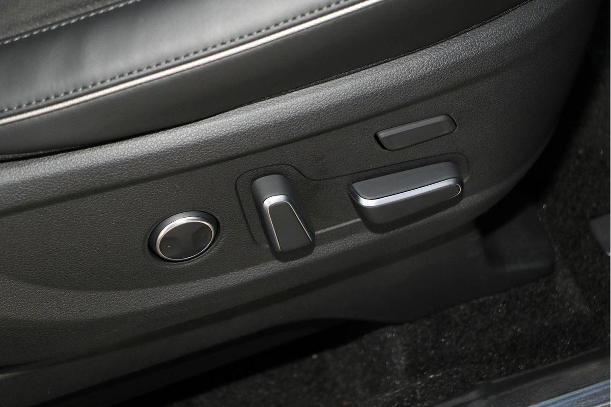 2025 Hyundai Palisade Calligraphy Black Ink LX2.V5