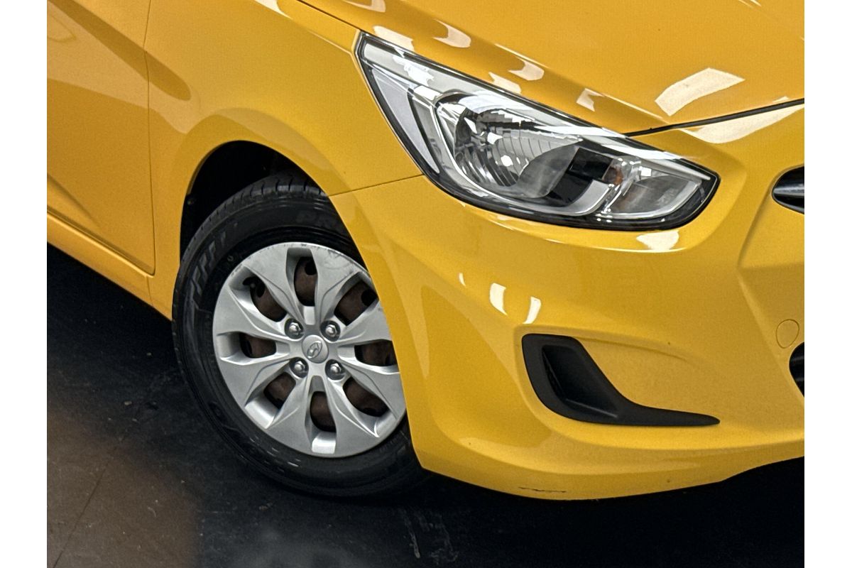 2015 Hyundai Accent Active RB3