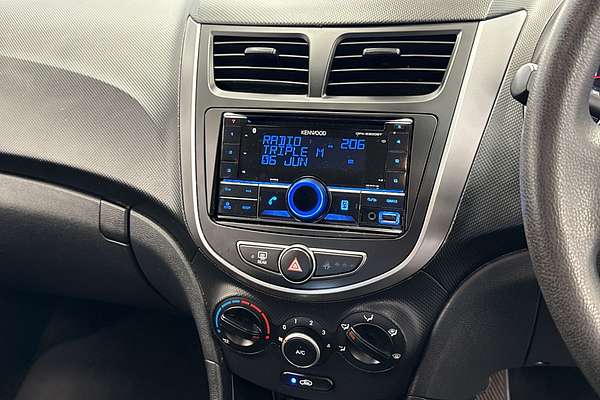 2015 Hyundai Accent Active RB3