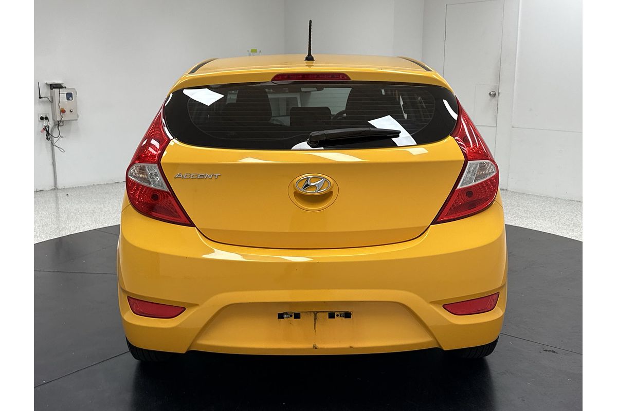 2015 Hyundai Accent Active RB3
