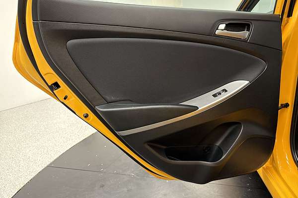 2015 Hyundai Accent Active RB3