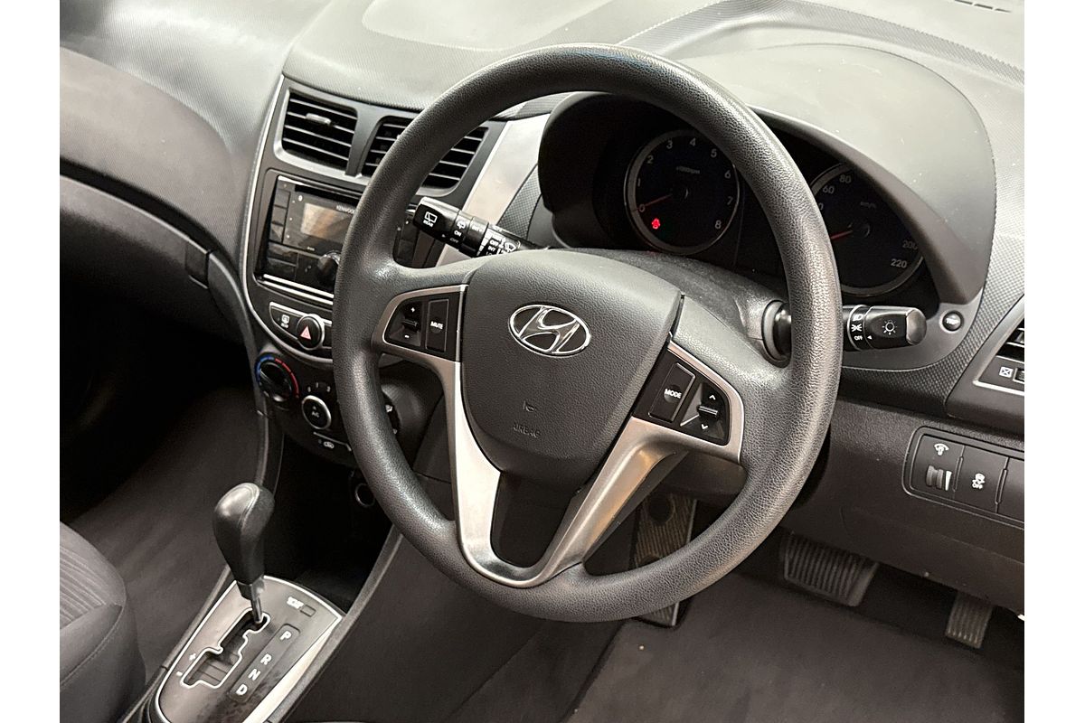 2015 Hyundai Accent Active RB3