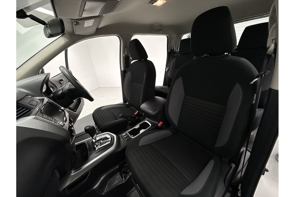 2023 Nissan Navara SL D23 Rear Wheel Drive