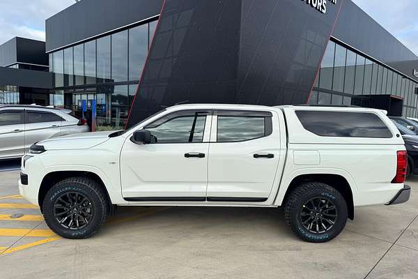 2024 Mitsubishi Triton GLX MV 4X4